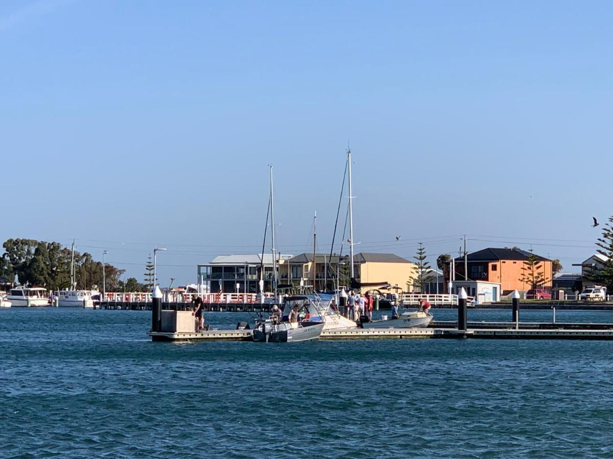 Boat Harbour Jetty B&B Port Albert Buitenkant foto